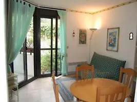 Le Palais Des Fleurs/212 - 5 Persons 호텔 멍똥